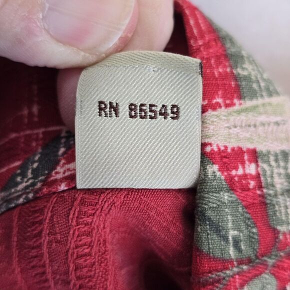 Tommy Bahama Shirt Mens Medium Red Silk Hawaiian Aloha Floral Tropical Camp - Picture 10 of 13